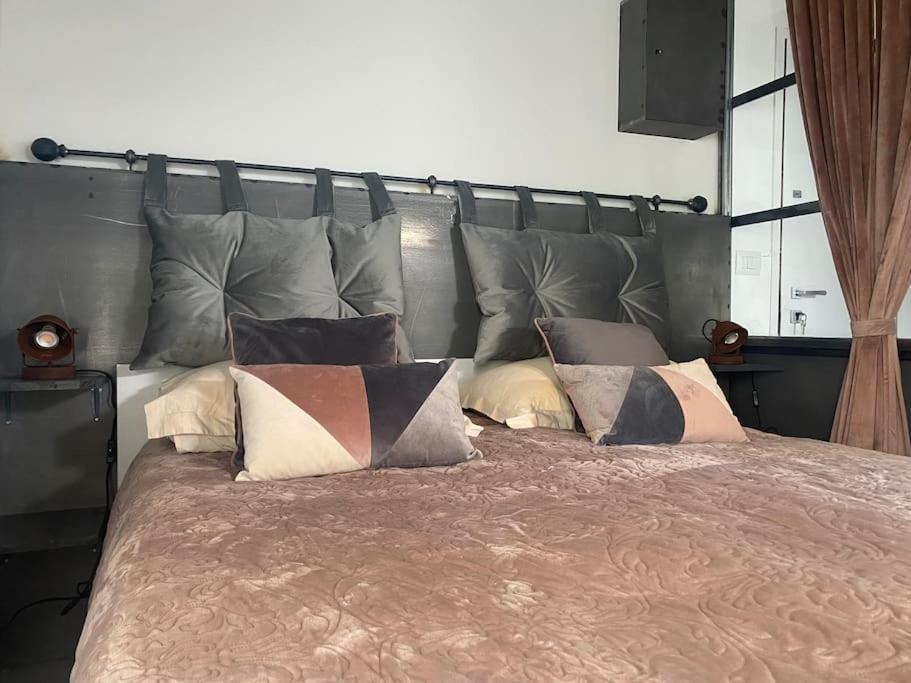Apartamento Industrial Cozy Loft Milán Exterior foto