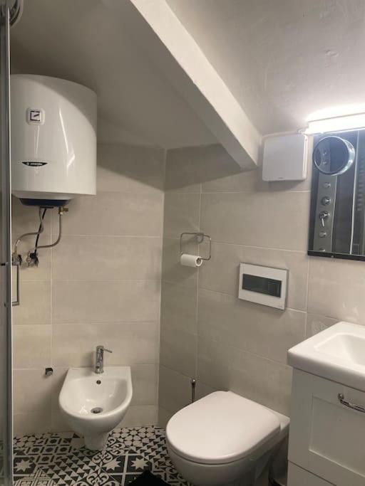 Apartamento Industrial Cozy Loft Milán Exterior foto
